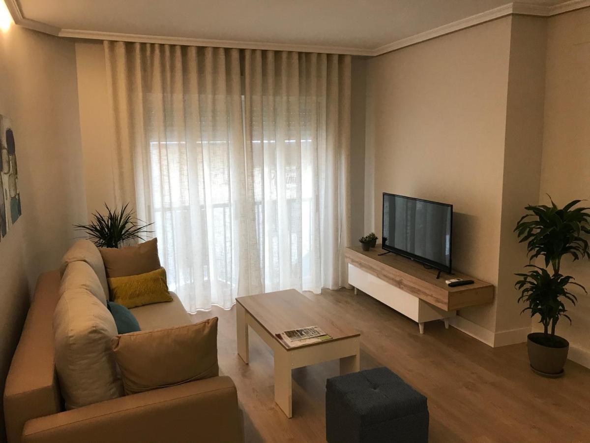 Apartamento Abuelo Mayorga Plasencia Exterior photo